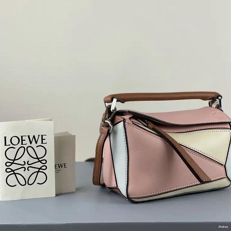 2209SW0014 Bag Loewe 0707